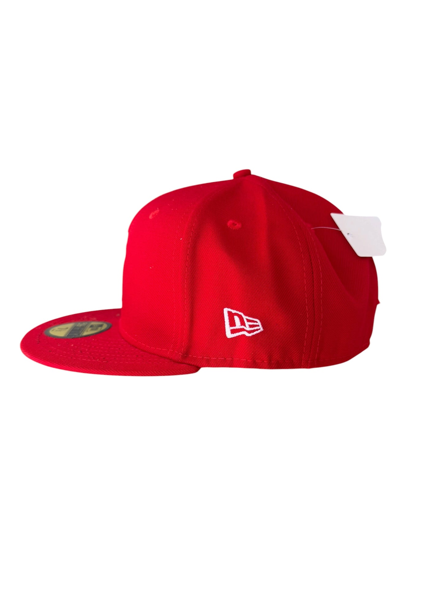 Red leaves cap