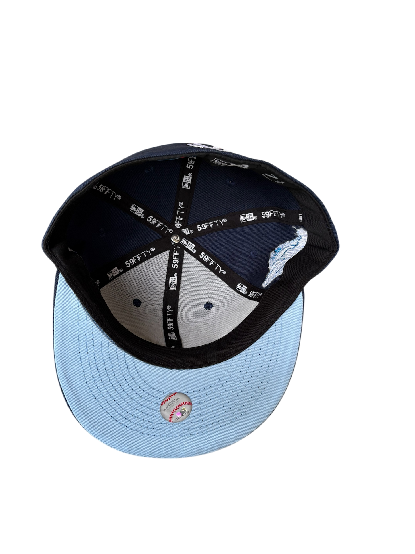 Navy blue leaves Yankee fitted cap